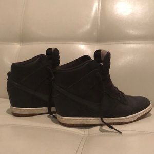 Women’s Nike Dunk sky High Sneakers